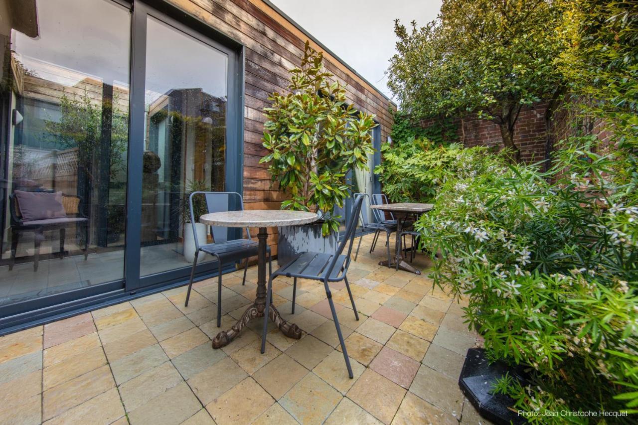 Les Patios Bed and Breakfast Λανς Εξωτερικό φωτογραφία
